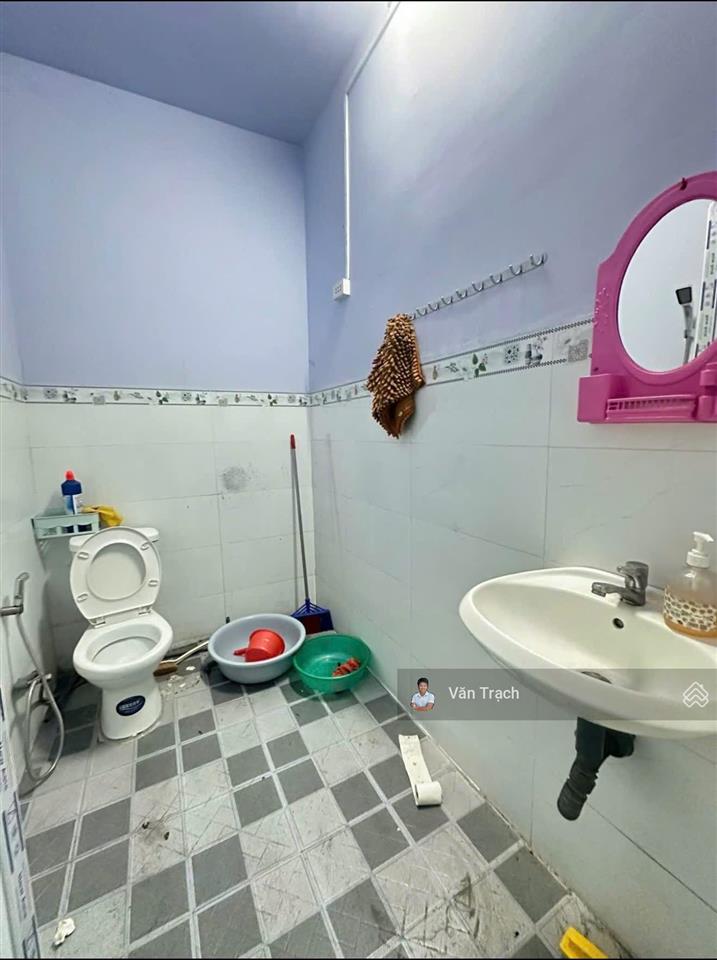Cho thuê nhà mặt tiền ngô gia tự tân lập nha trang ngang 8,3m mặt bằng trống vào kinh doanh ngay