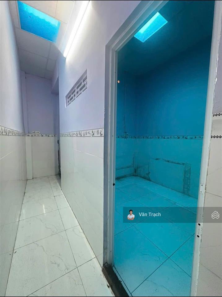 Cho thuê nhà mặt tiền ngô gia tự tân lập nha trang ngang 8,3m mặt bằng trống vào kinh doanh ngay