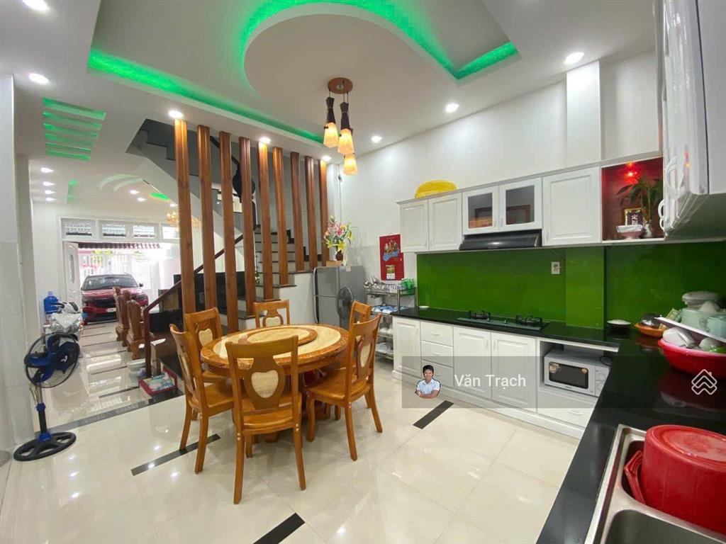 Cho thuê nhà mặt tiền nhị hà, phước hoà, nha trang, hướng đông nam có sân để ô tô 4pn vào ở ngay