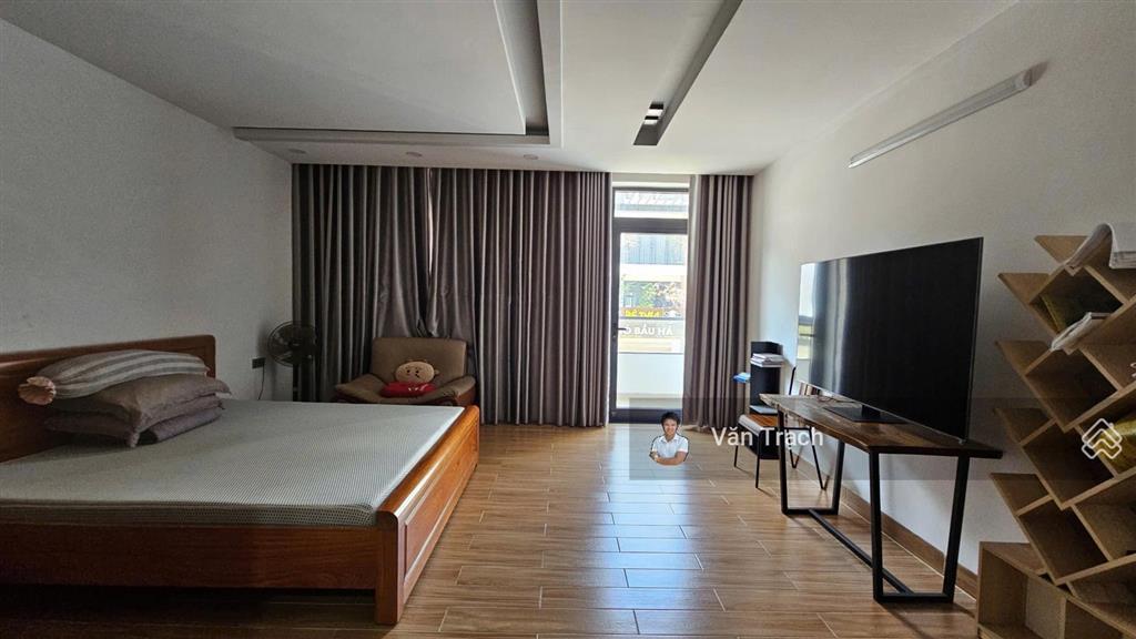 Cho thuê căn nhà 5 phòng ngủ đường số 8 kđt hà quang 2 phước hải nha trang có thang máy