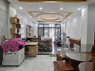 Cho thuê căn nhà 5 phòng ngủ đường số 8 kđt hà quang 2 phước hải nha trang có thang máy