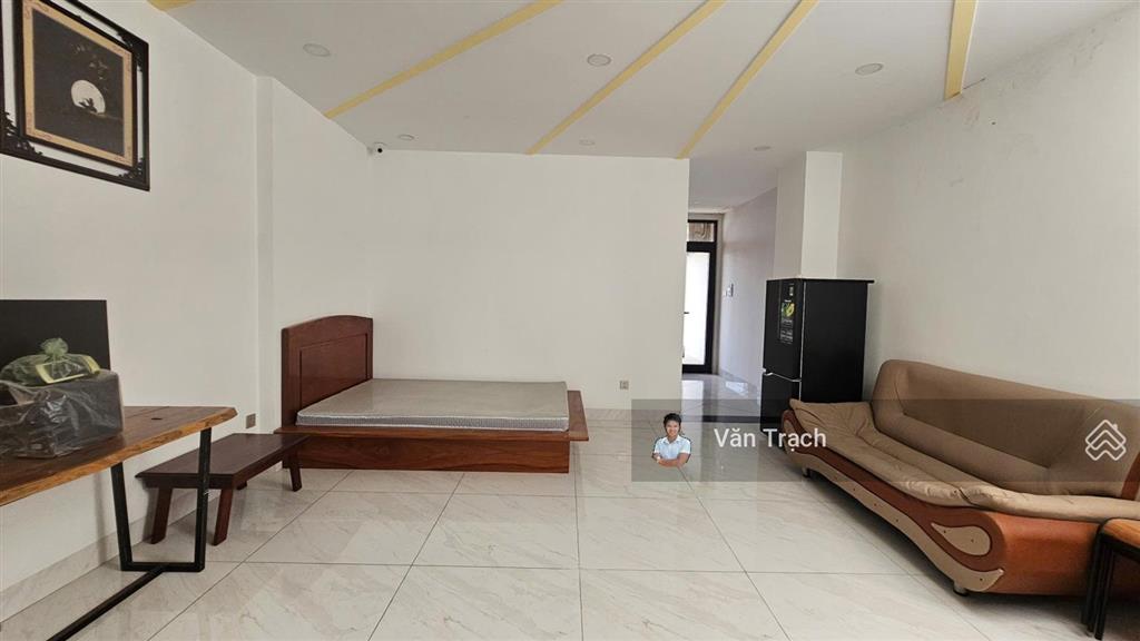 Cho thuê nhà hà quang 2 phước hải nha trang có thang máy 5 phòng ngủ vào ở ngay