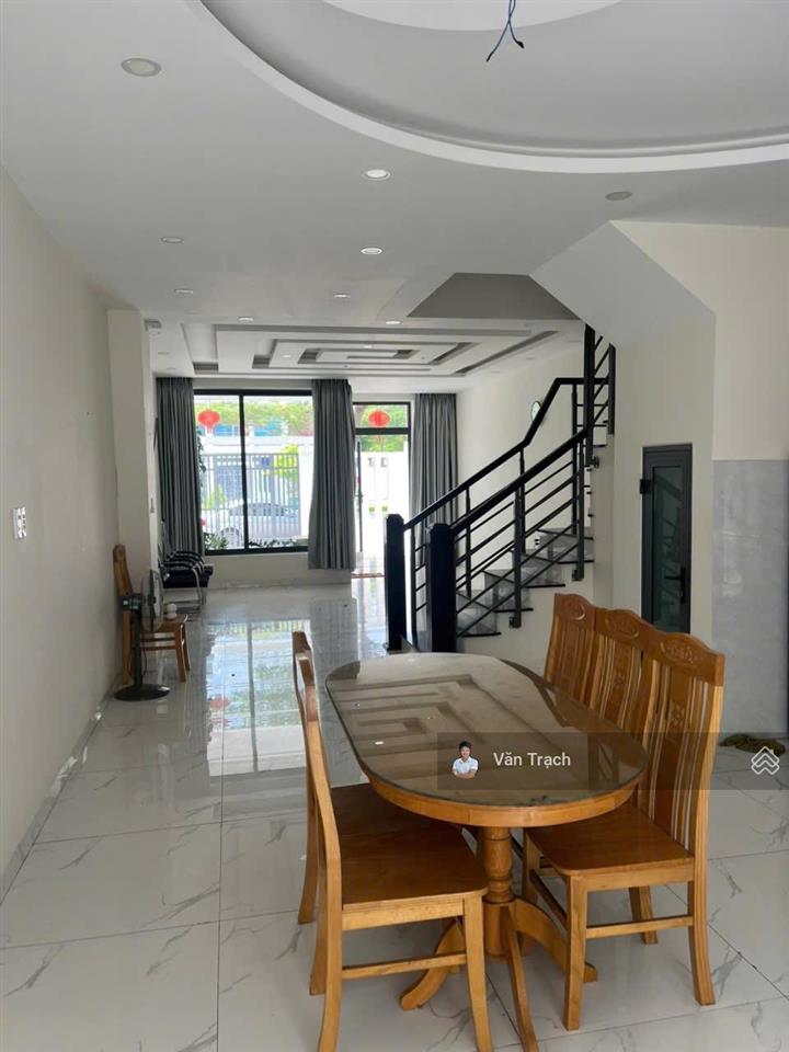 Cho thuê nhà kđt mipeco vĩnh nguyên nha trang cách biển 500m 5 ngủ giá 20 triệu