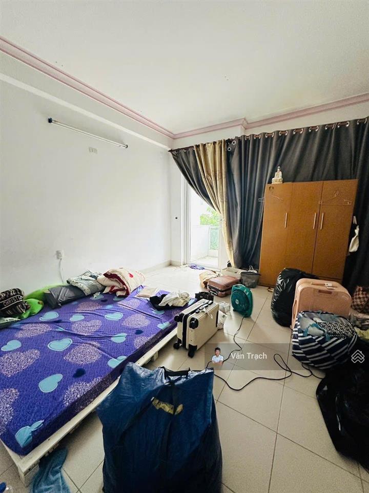 Cho thuê nhà 4 tầng mặt tiền đường trần nhật duật nha trang ngang 6m phù hợp kinh doanh vào ở ngay