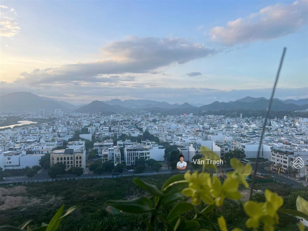 Căn góc 3 ngủ chung cư ct2 vcn phước hải nha trang view thoáng vào ở ngay sổ đỏ lâu dài