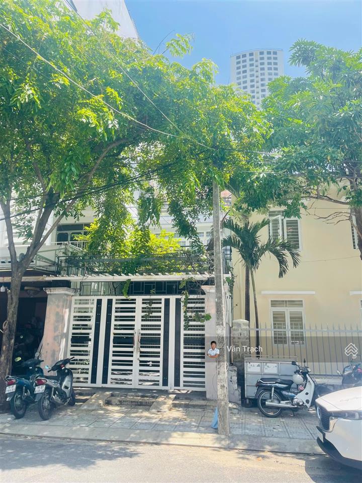Bán nhà 2 tầng đường trần văn ơn lộc thọ nha trang sổ hồng riêng 113m ngang 4,35 giá 21,5 tỷ