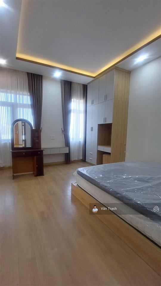 Cho thuê nhà mỹ gia gói 2 ngang 7,5m hướng đông nam full nội thất đẹp có thang máy