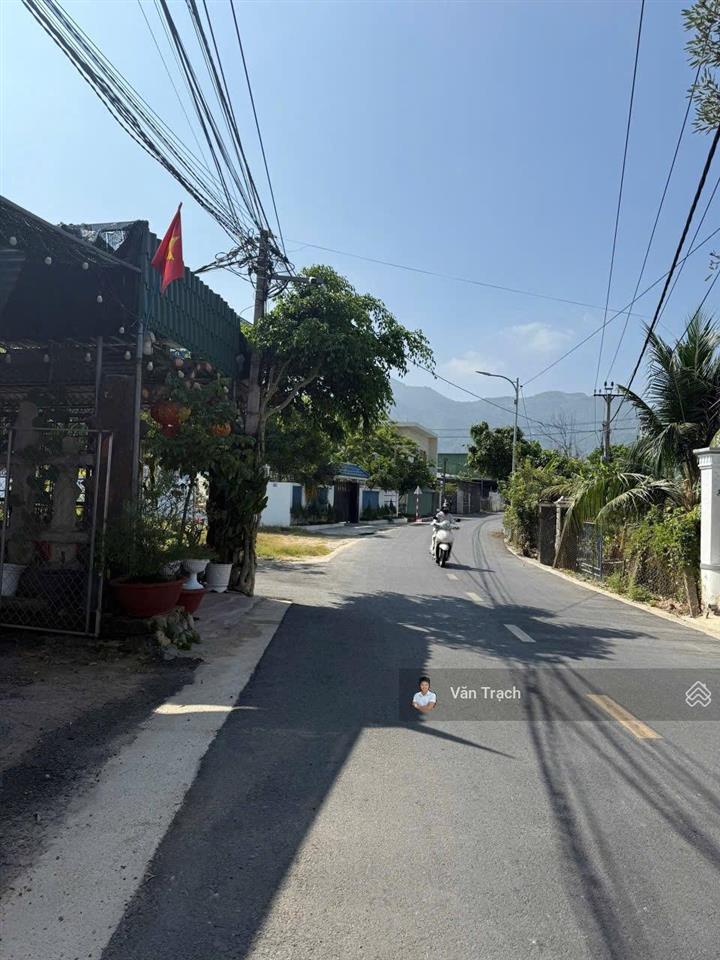 Bán đất mặt tiền huỳnh thúc kháng diên toàn diên khánh full thổ cư giá chỉ 2,35 tỷ thương lượng