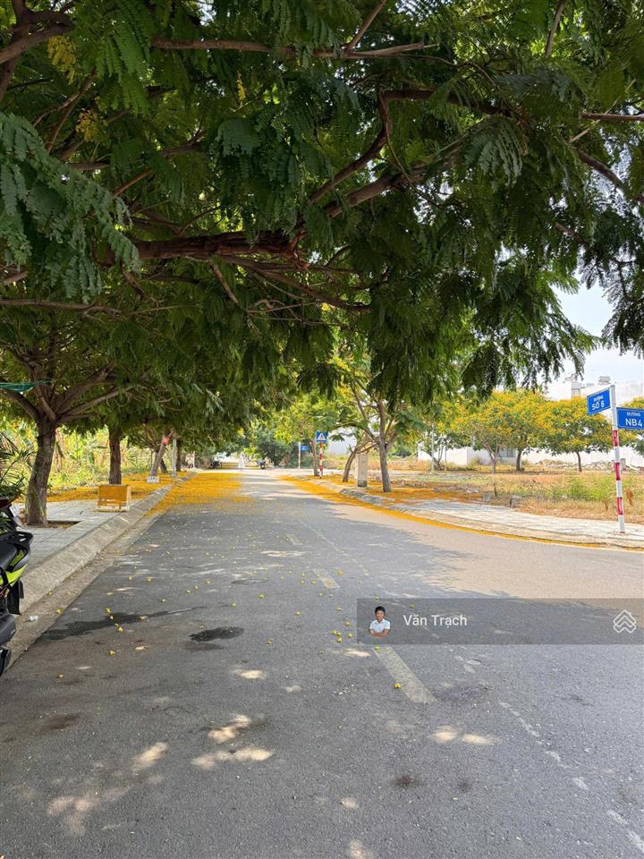 Bán đất tđc hà quang 2 phước hải đã có sổ hồng riêng xây dựng tự do dân cư ổn định đường 13m