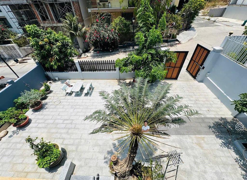 Cho thuê căn biệt thự ocean view nha trang full nội thất vào ở ngay 5 ngủ