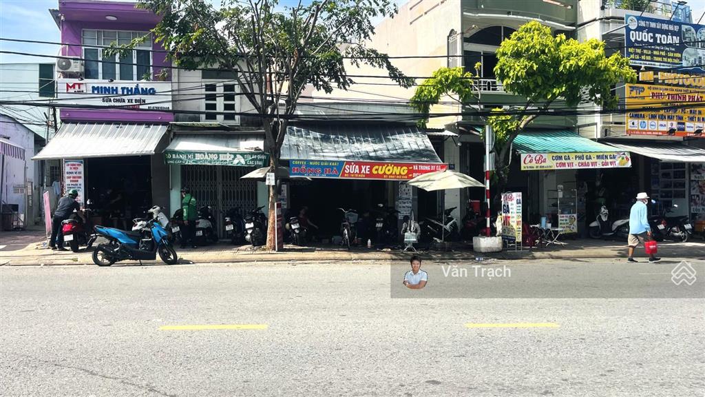 Bán nhà cấp 4 2 mặt tiền tô hiệu vĩnh nguyên nha trang cách biển 200m sổ riêng giá tốt