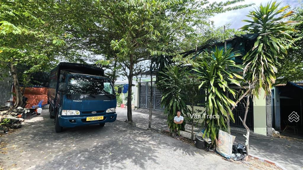 Bán đất thổ cư sổ riêng hẻm hoàng minh thảo phước đồng nha trang hướng đông nam ngang 6m nở hậu