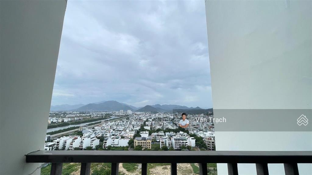 Chủ gửi bán căn góc 2 ngủ chung cư ct2 phước hải nha trang view đẹp sổ riêng vào ở ngay