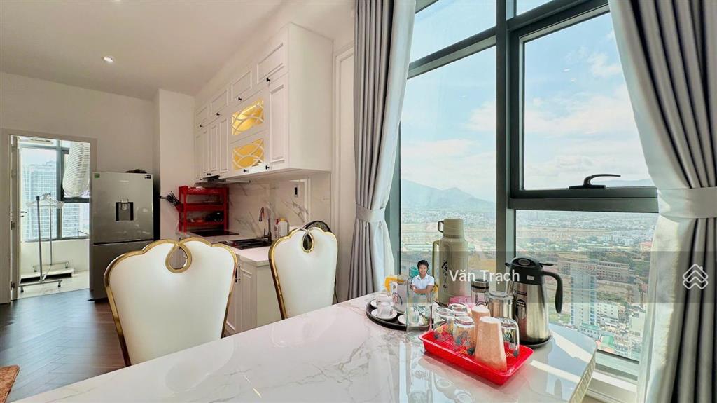 Bán căn góc mường thanh trần phú view biển full nội thất đẹp vào ở ngay 50m2