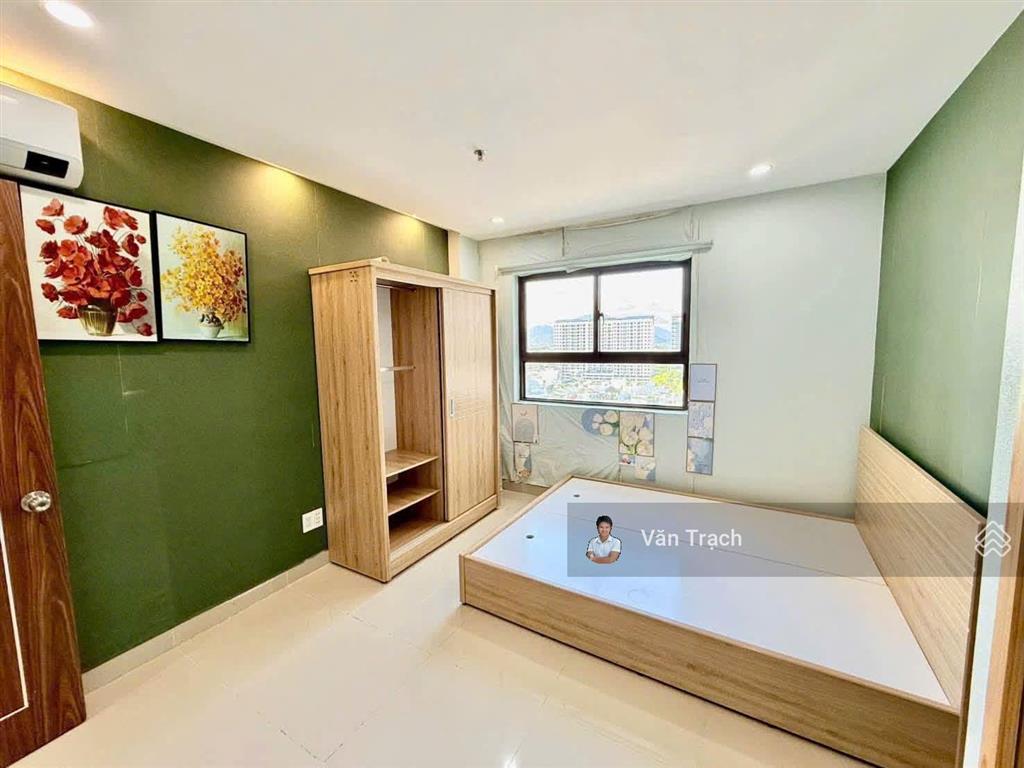 Cho thuê chung cư ct4 vcn phước hải full nội thất hướng đông nam vào ở ngay 2 ngủ