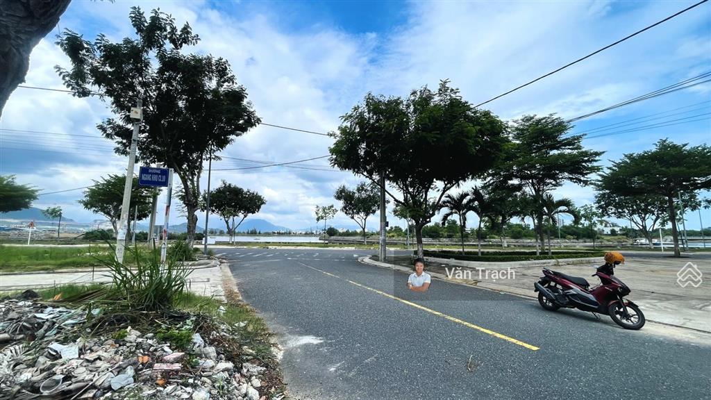 Bán đất 2 mặt tiền view sông tđc hòn rớ 2 phước đồng nha trang hướng đông bắc ngang 6m sổ riêng