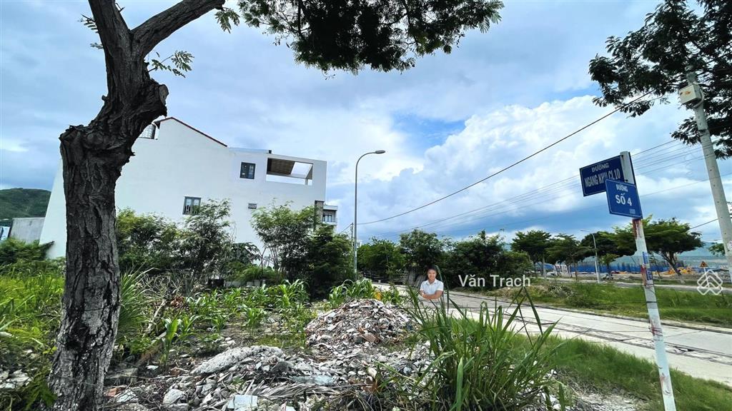 Bán đất 2 mặt tiền view sông tđc hòn rớ 2 phước đồng nha trang hướng đông bắc ngang 6m sổ riêng