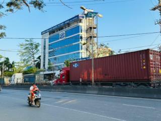 Bán nhà mặt đường nguyễn văn linh (gần aeon mall)  100,8m2  mt 4,2m  vuông vắn  85 tr/m2