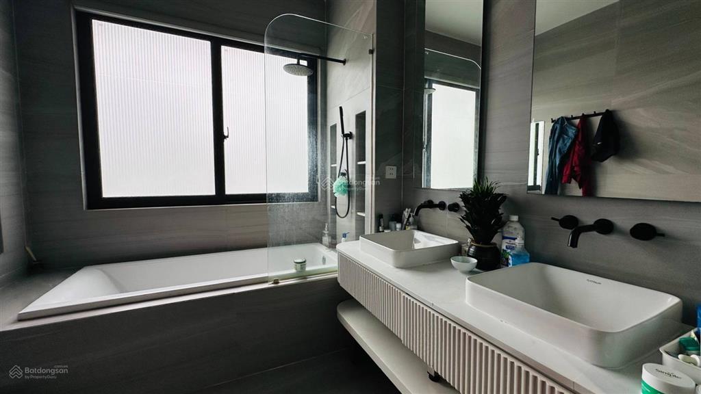 Biệt thự lô góc 3 tầng khu nam sông lạch tray, 388m2, bìa cá nhân, giá 21,5 tỷ