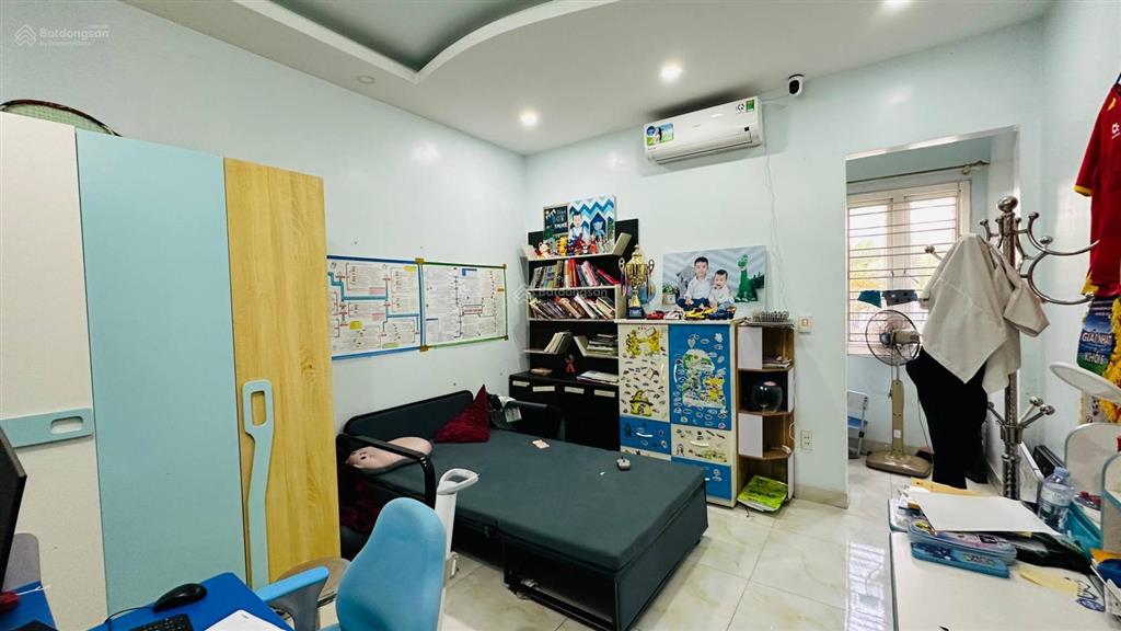 Giá tốt cho đầu tư  8,6 tỷ  nhà gốc dân mặt đường phụng pháp