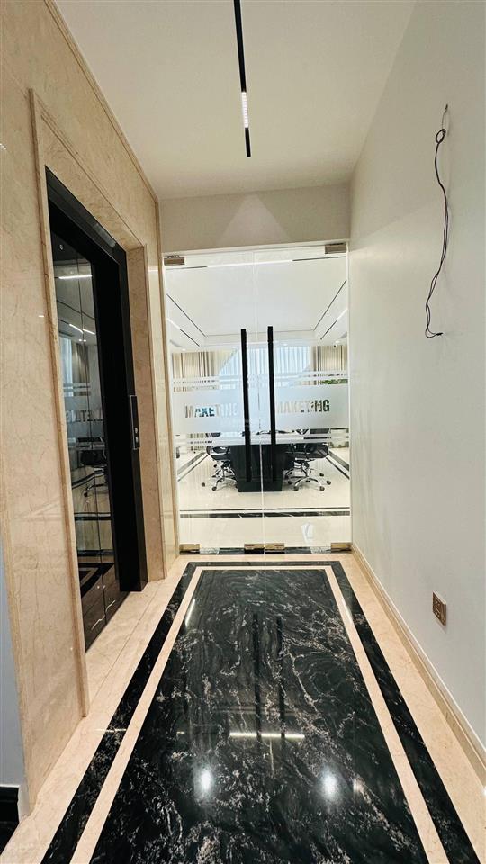Bán nhà mặt đường hai bà trưng  70m2  mặt tiền 5,2m  9 tầng  thang máy  pccc đầy đủ