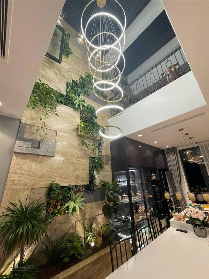 Bán shophouse khu quảng trường vin imperia  full nội thất đẹp