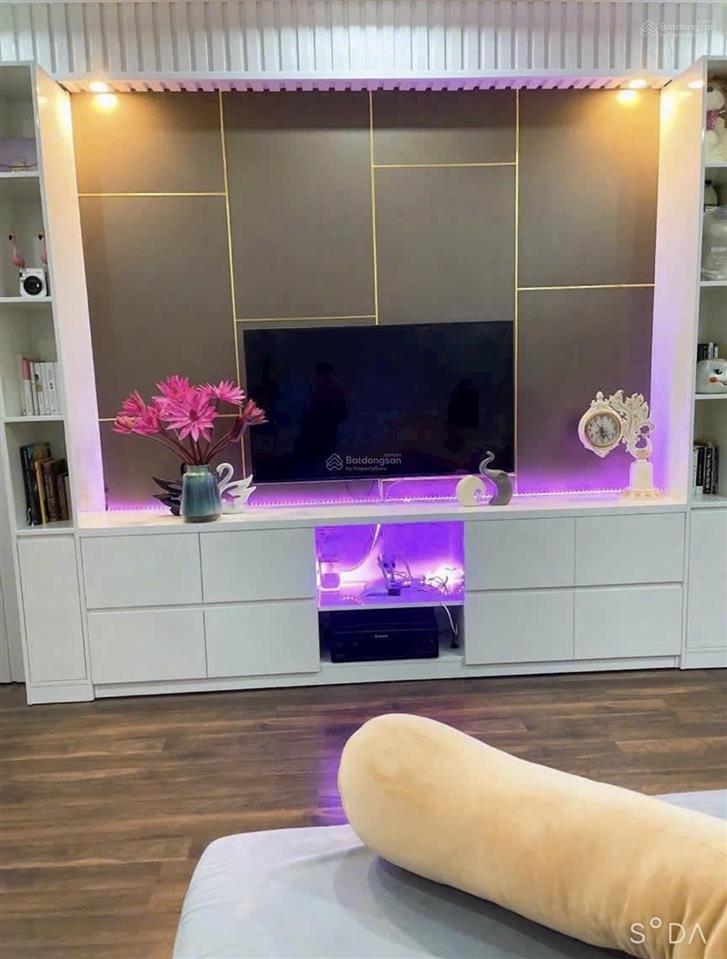 Nhà rộng rãi, ngõ to, sân trước cực rộng gần trường cấp 3 trần phú