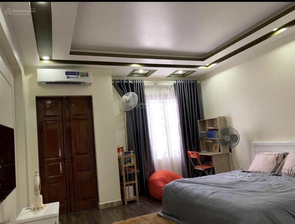 Nhà rộng rãi, ngõ to, sân trước cực rộng gần trường cấp 3 trần phú