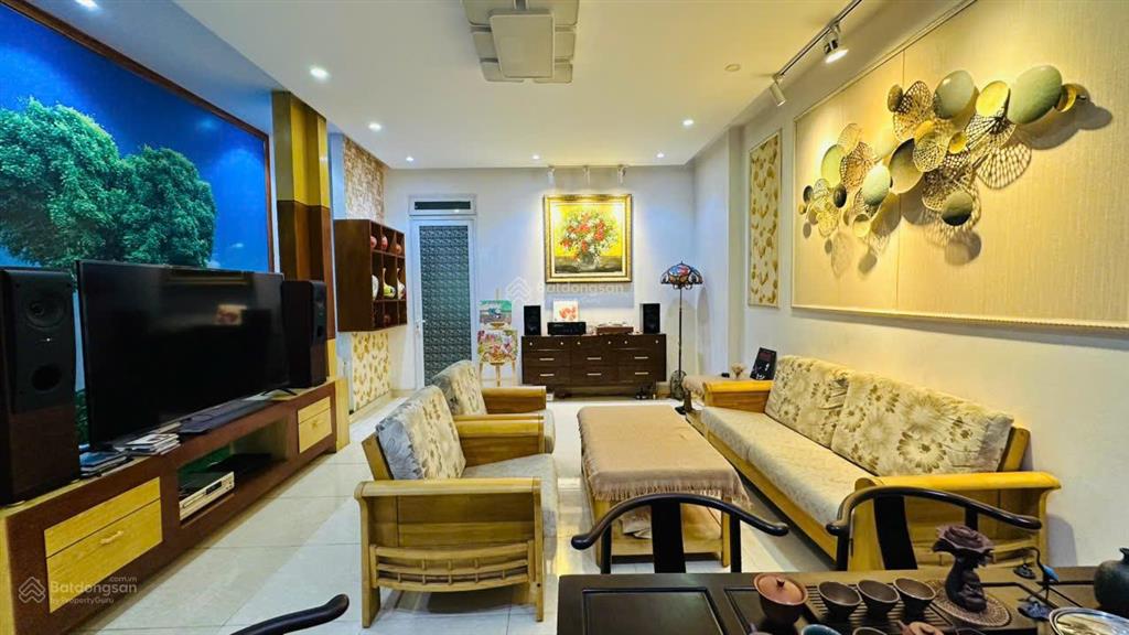 Nhà mặt tiền đại lộ tôn đức thắng (gần kdc an trang)  233m2  ngang 5,4m  5 tầng  giá 25 tỷ