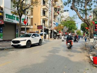 Cho thuê mặt bằng đẹp, trung tâm phố hai bà trưng  300m² sàn  ngang 8m  giá thuê 50 tr/tháng