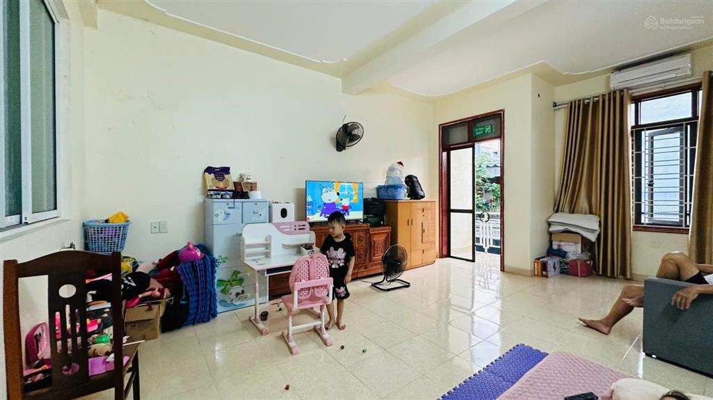 Bán nhà tuyến 2 đường máng nước (khu cái tắt), cách đường 100m, ô tô vào tận nhà