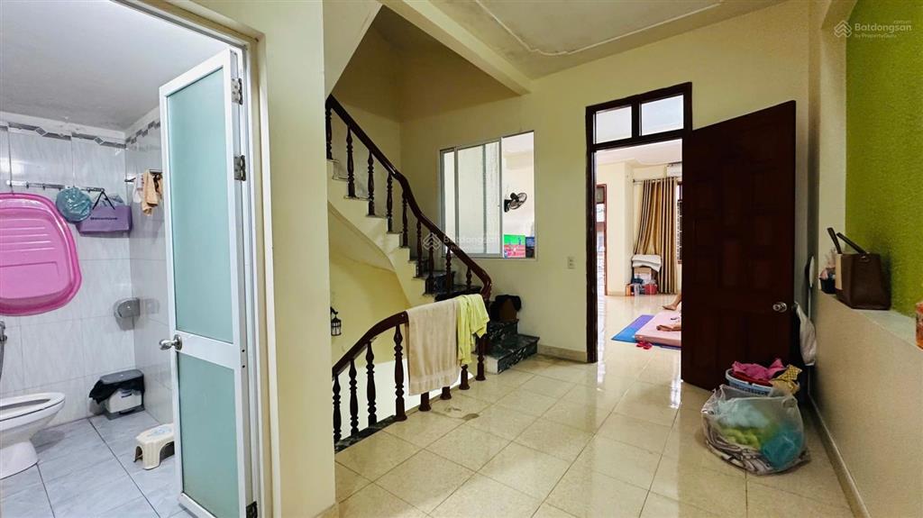 Bán nhà tuyến 2 đường máng nước (khu cái tắt), cách đường 100m, ô tô vào tận nhà
