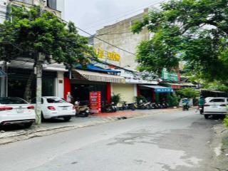 Mặt đường hoàng minh thảo (view hồ)  210,4m2  mặt tiền 7,74m  giá bán 22 tỷ