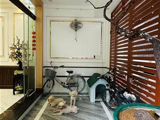 Bán nhà đẹp sân cổng riêng tuyến 2 hồ sen  62m2 x 4 tầng  ngõ ô tô  gần đường
