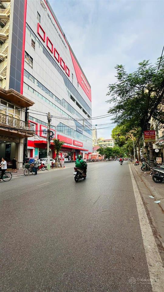 Cho thuê nhà mặt đường lương khánh thiện  mặt tiền 17m  lô góc