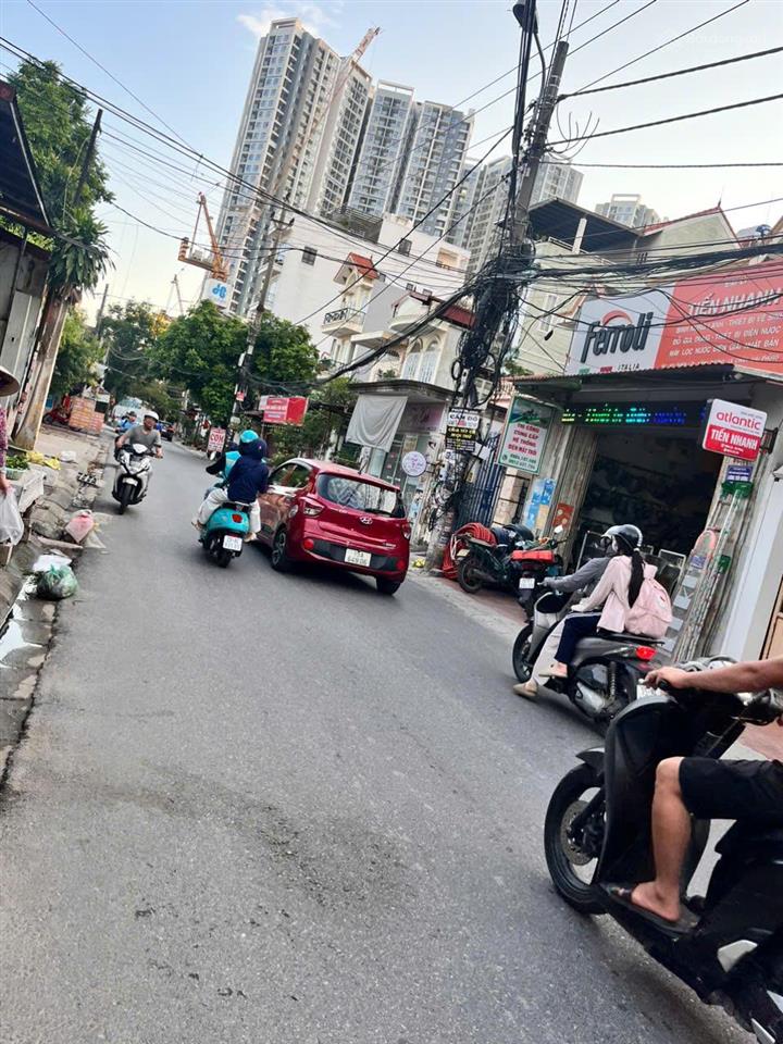 Mặt đường thiên lôi (gần hoàng huy)  1072m2  ngang 20,8m  giá tốt 77 tr/m2