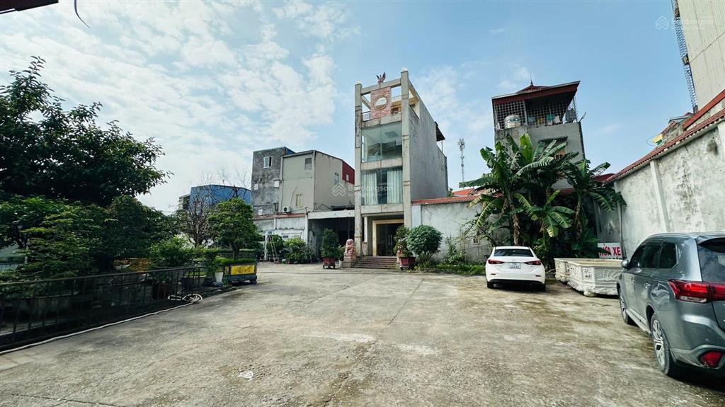 Mặt đường lê thánh tông (gần cầu hoàng gia) 1780m2  ngang 34m  full thổ cư  giá tốt 75 tr/m2