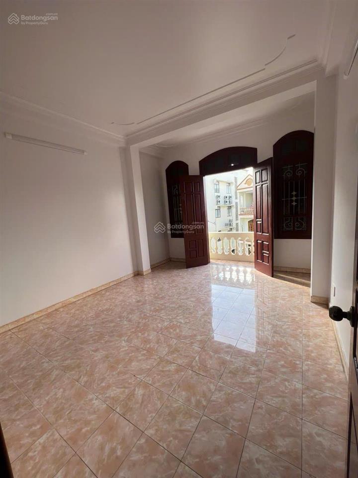 Nhà mặt đường tô hiệu  96,4m2  ngang 4,2m  sau thoáng  giá hơn 20 tỷ