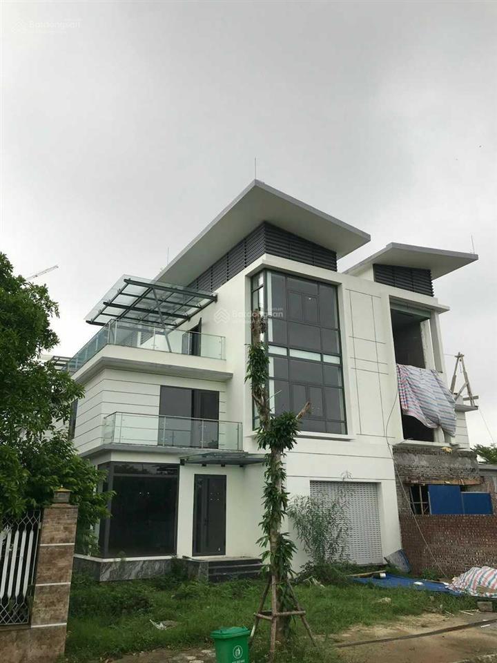 Bán biệt thự thô waterfront city  200m2 (10x20m)  3 tầng  tây nam  giá tốt