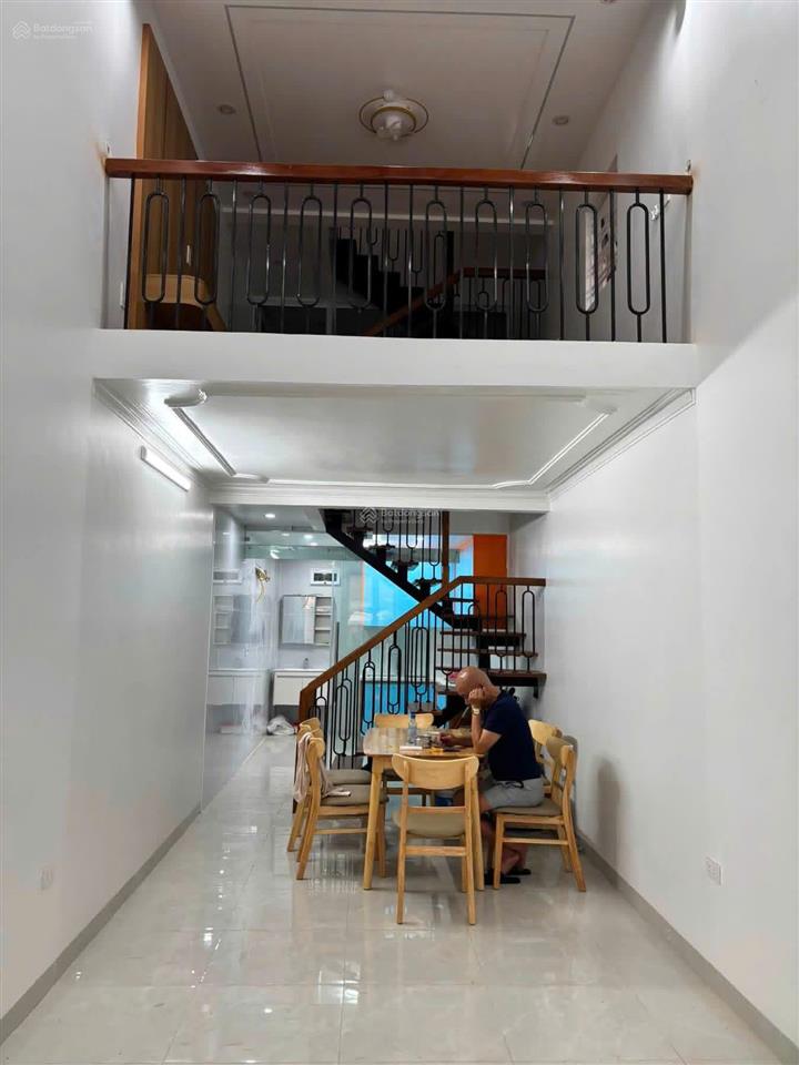Mặt đường nguyễn công trứ  35m2  ngang 3m  vuông đét  2 tầng  giá 6,5 tỷ