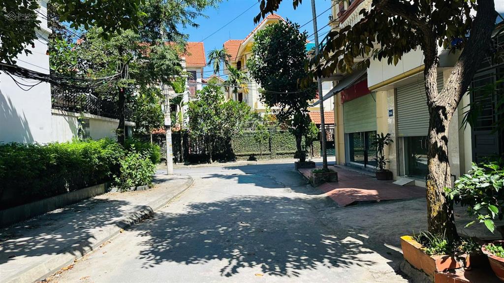 Bán đất khu phân lô cái tắt, gần nút giao thông cơ điện  100m2  mt 5m  giá mềm 3,5 tỷ