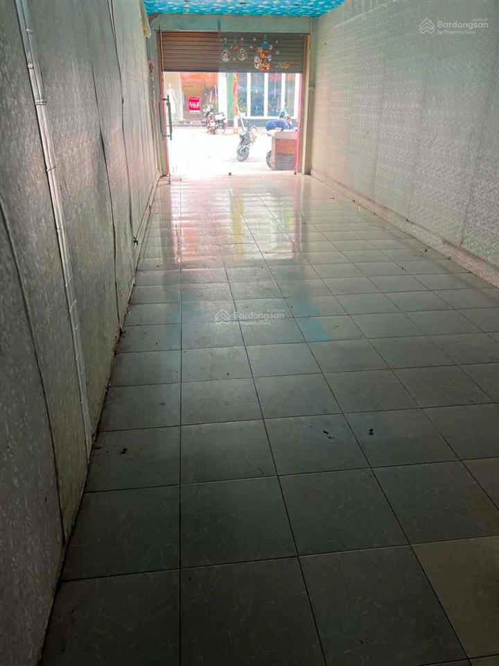 Mặt đường hai bà trưng  45,8m2  mặt tiền 3,95m  2 tầng  giáp ngõ  giá bán 12,8 tỷ