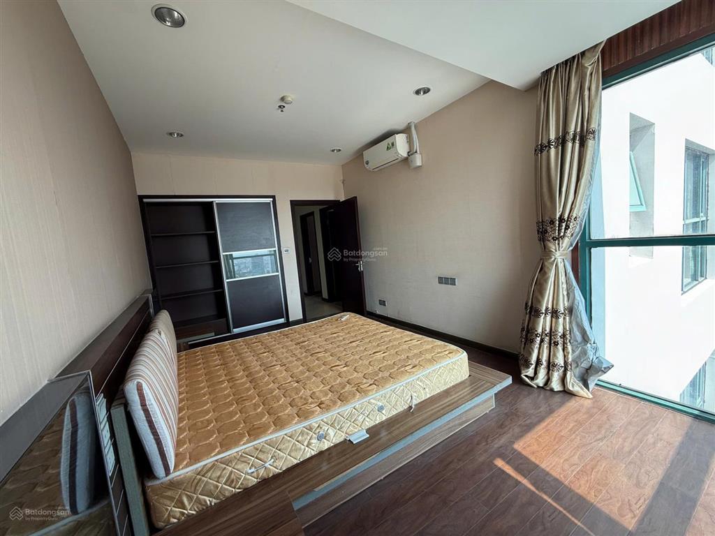Căn hộ tầng 16 tòa b td plaza lê hồng phong  181,3m2  bìa đỏ sẵn sàng  giá cực tốt chỉ 34 tr/m2