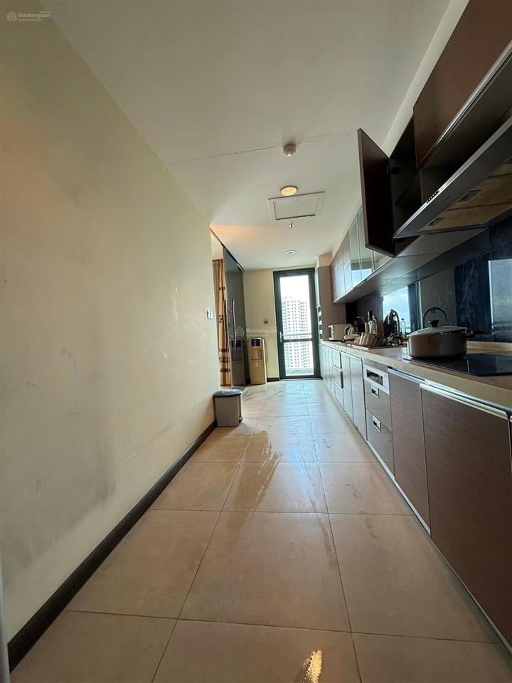 Căn hộ tầng 16 tòa b td plaza lê hồng phong  181,3m2  bìa đỏ sẵn sàng  giá cực tốt chỉ 34 tr/m2