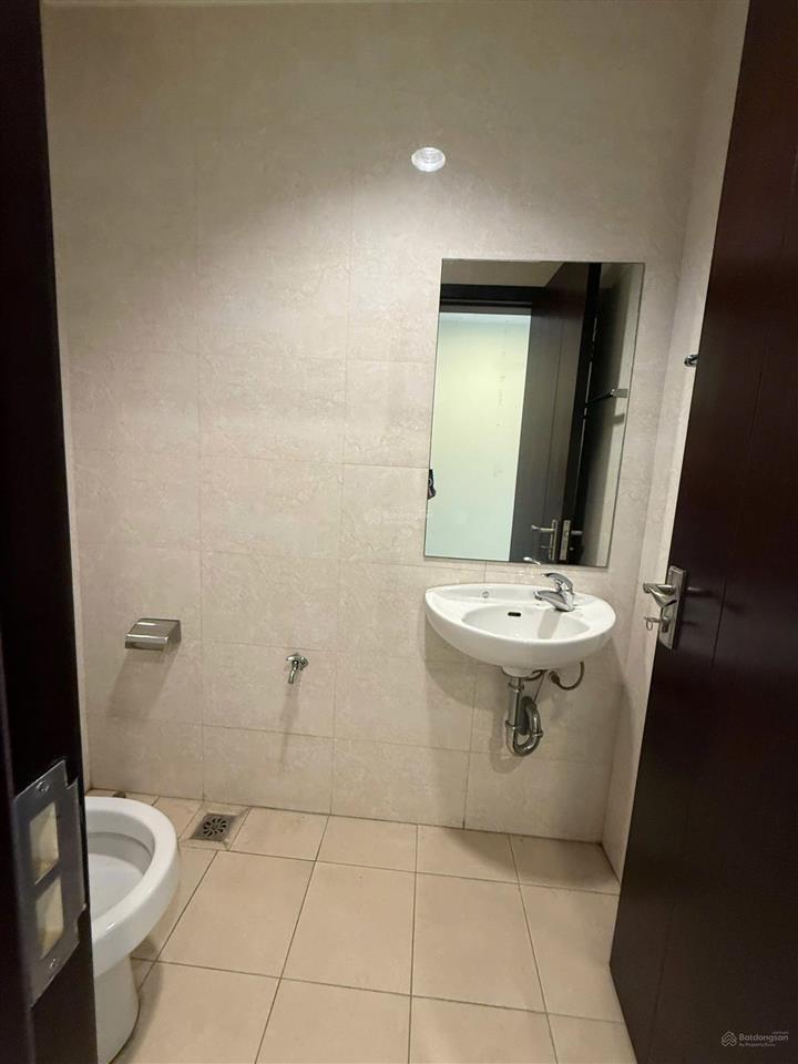 Căn hộ tầng 16 tòa b td plaza lê hồng phong  181,3m2  bìa đỏ sẵn sàng  giá cực tốt chỉ 34 tr/m2
