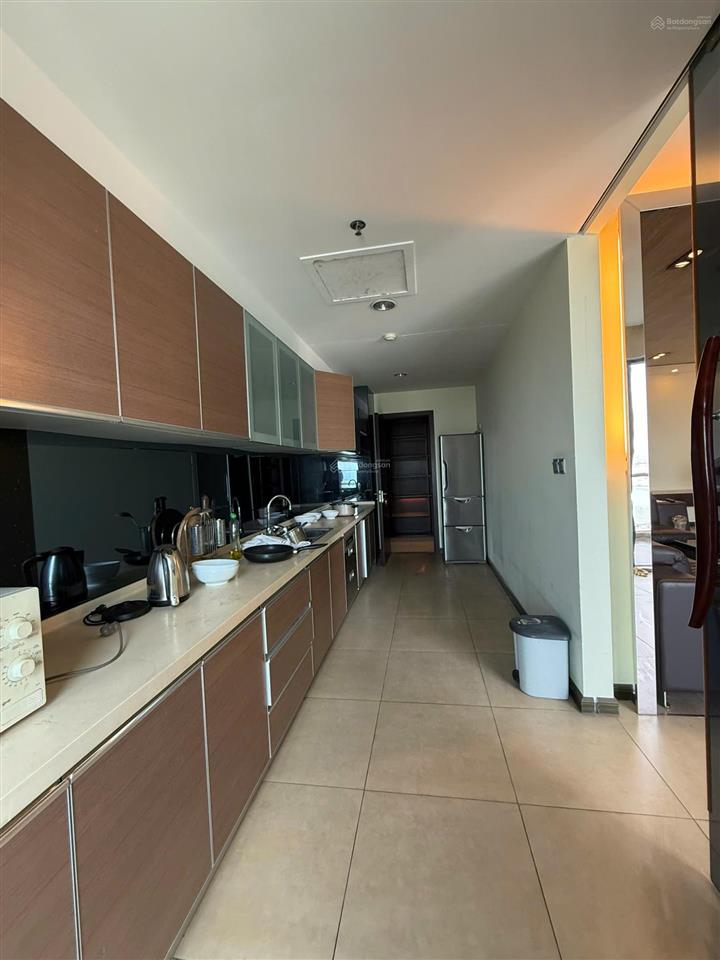 Căn hộ tầng 16 tòa b td plaza lê hồng phong  181,3m2  bìa đỏ sẵn sàng  giá cực tốt chỉ 34 tr/m2