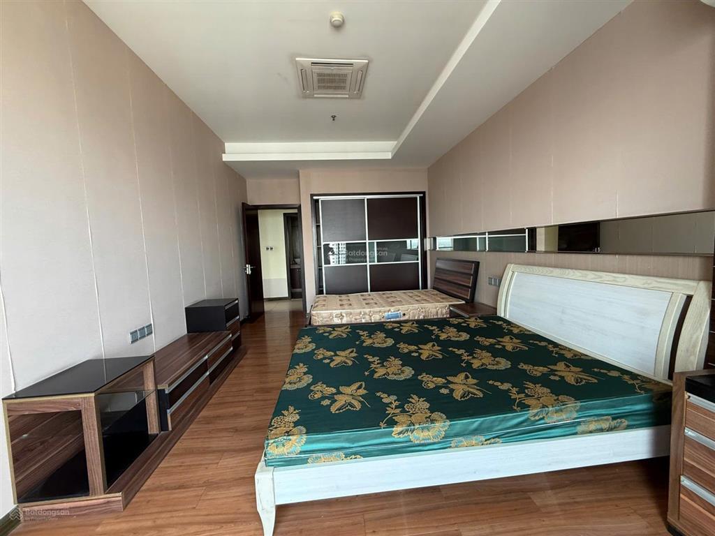 Căn hộ tầng 16 tòa b td plaza lê hồng phong  181,3m2  bìa đỏ sẵn sàng  giá cực tốt chỉ 34 tr/m2