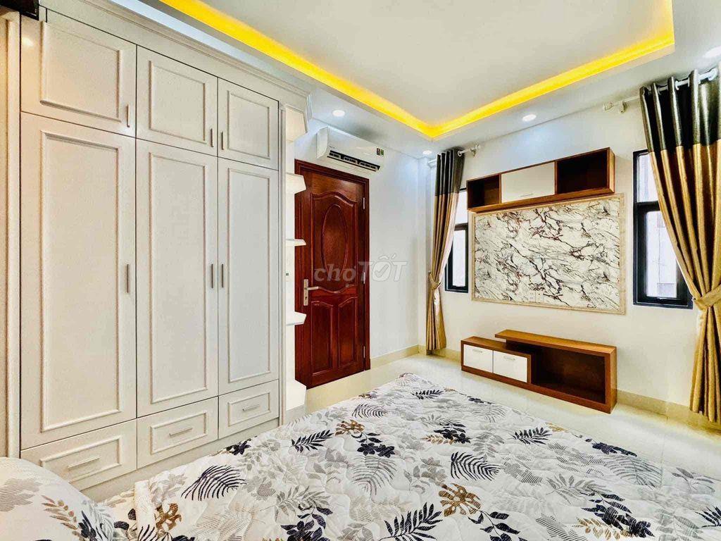 cho thuê căn góc 2 mặt, hẻm xe tải