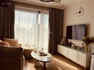 Chính chủ bán gấp trong t106, căn 2pn full đồ view phố chung cư bohemia.  0911 981 ***