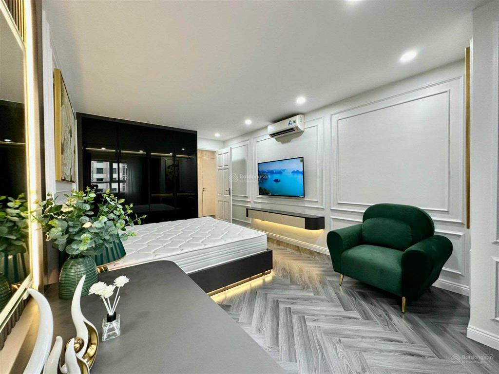 Chính chủ bán căn 2pn 75m2 tầng trung ban công đn đồ như hình, giá thương lượng (miễn tg)